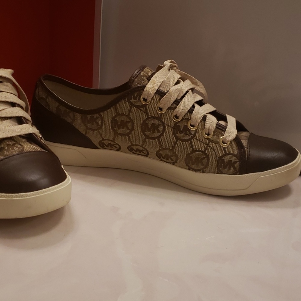 Michael Kors sneakers - Picture 5 of 8